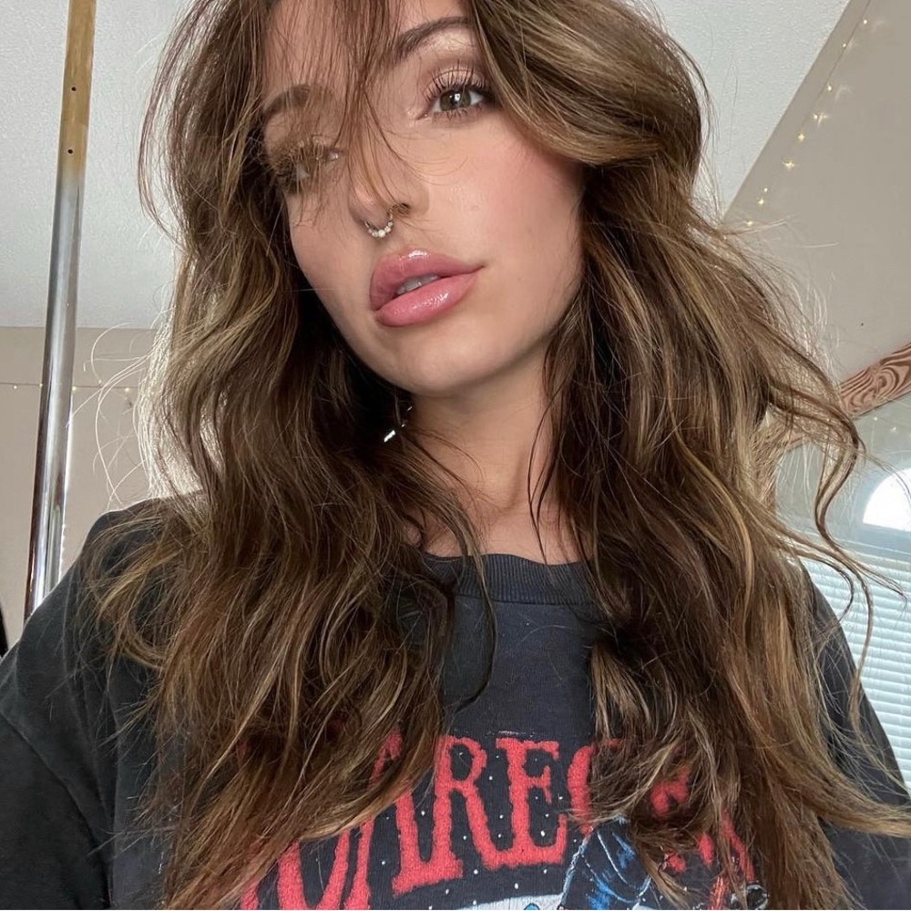 Meet your Posher, Angelique